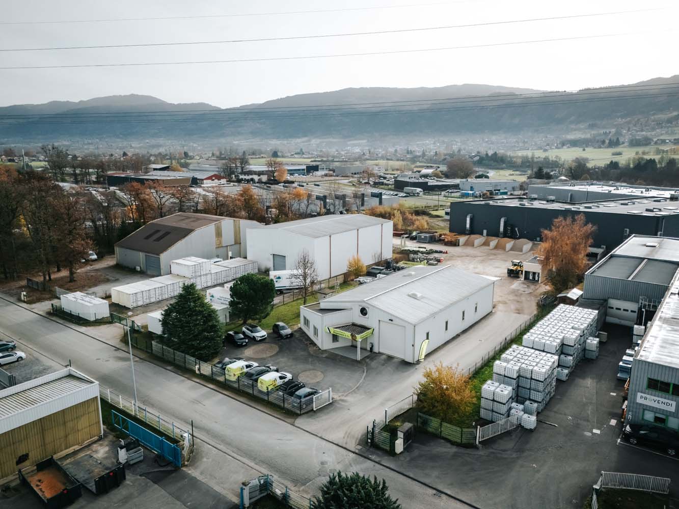 Locaux Clapasson & Fils TP à Bons-en-Chablais